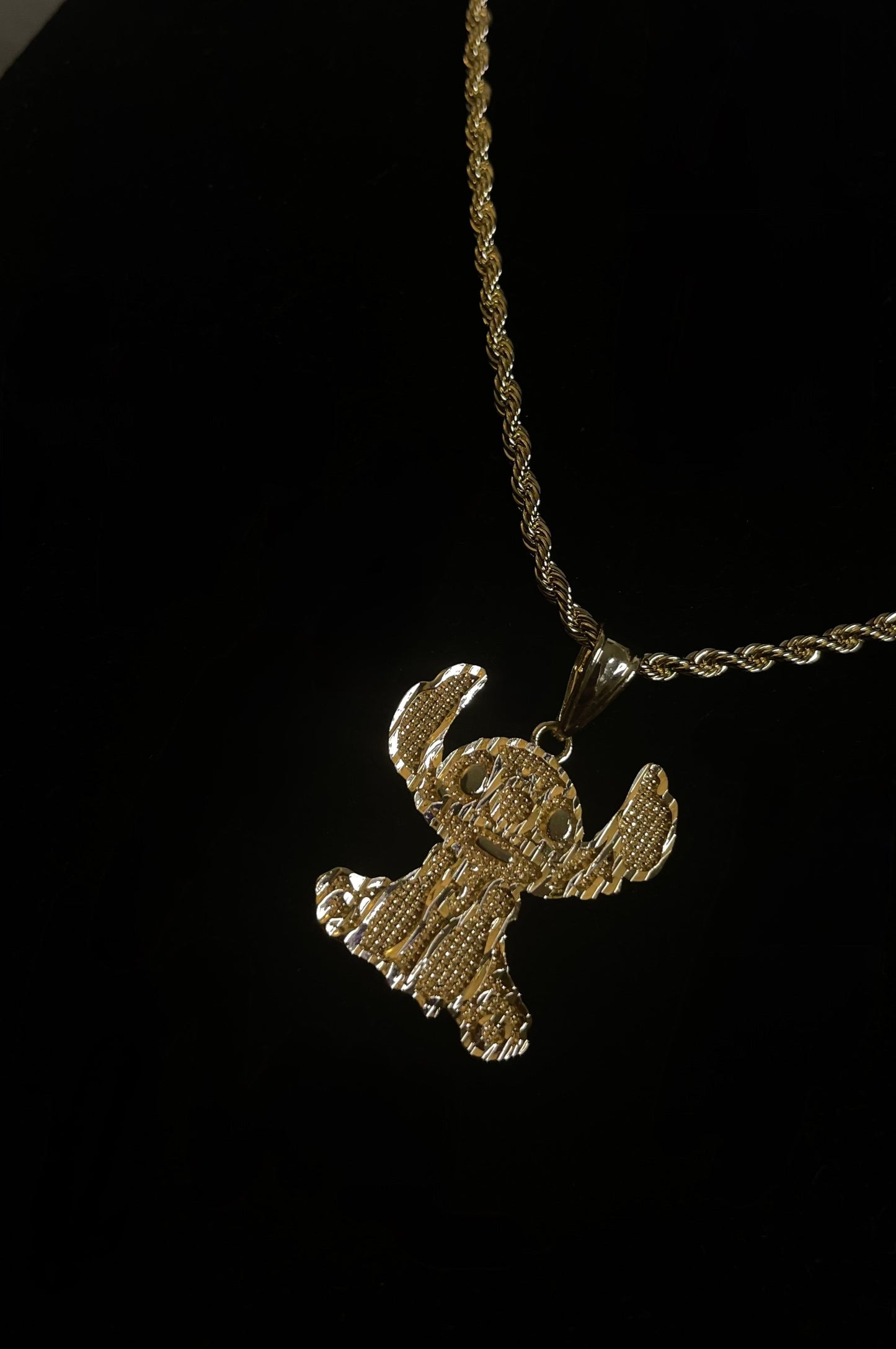 Island Alien Necklace
