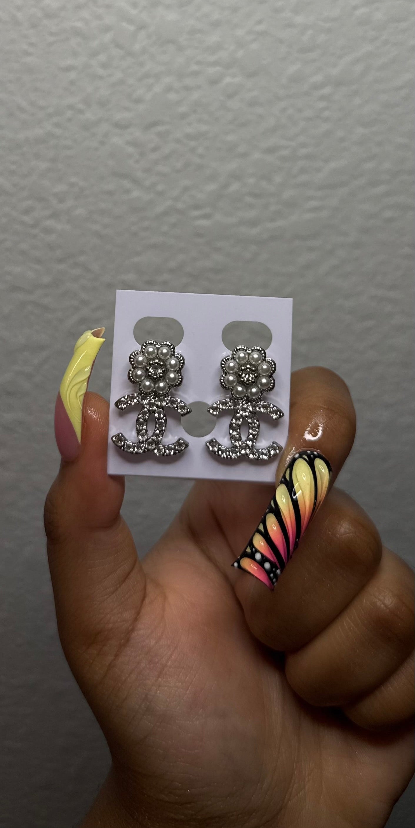 CC Pearl Flower Earrings