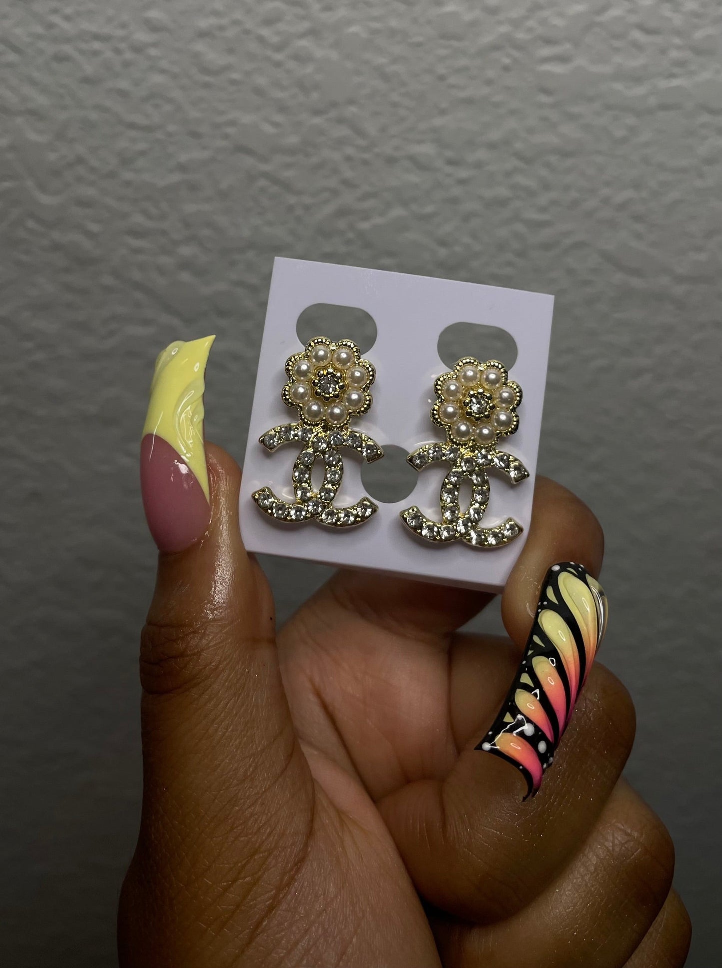 CC Pearl Flower Earrings