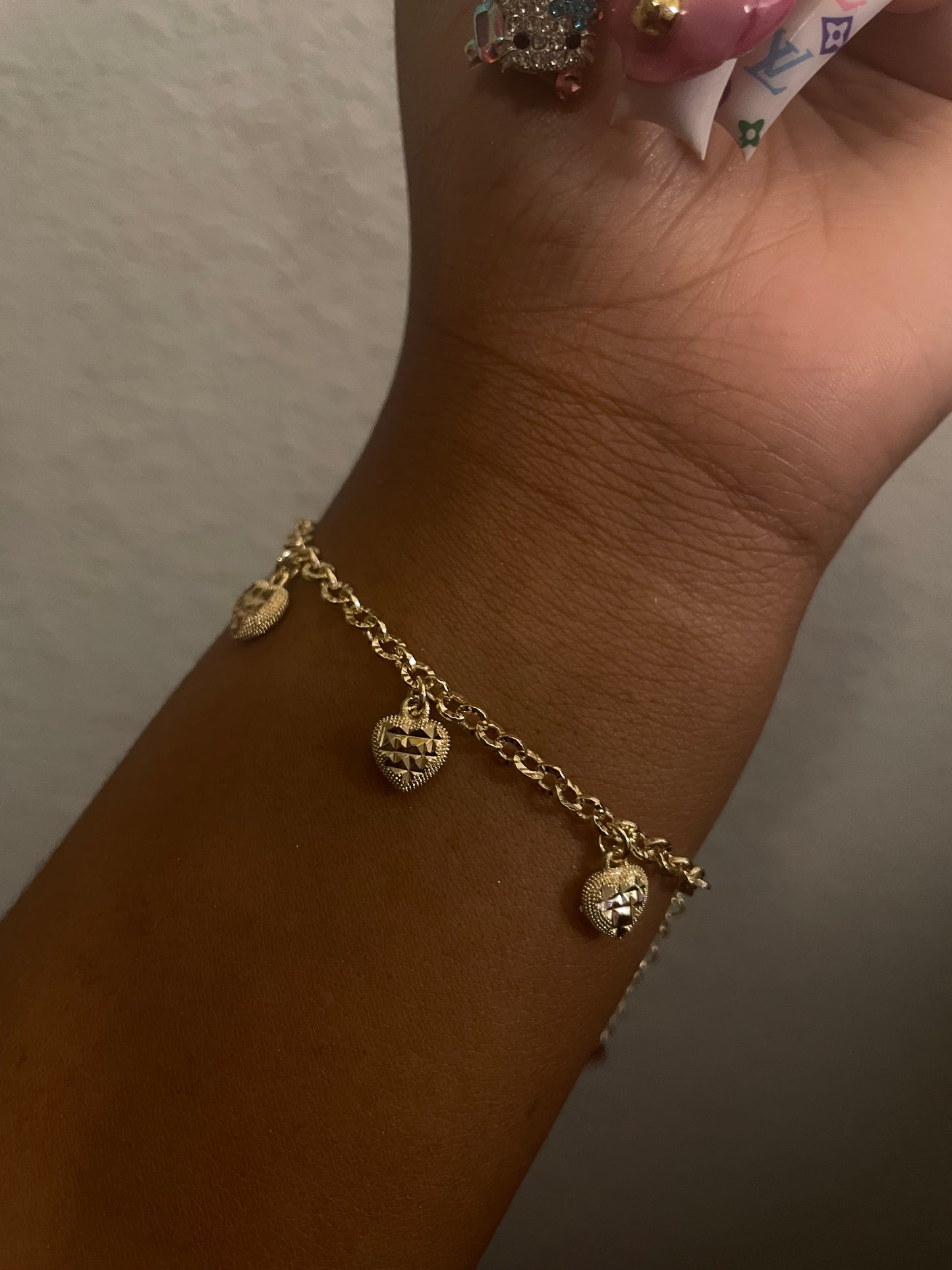Dangling Heart Bracelet