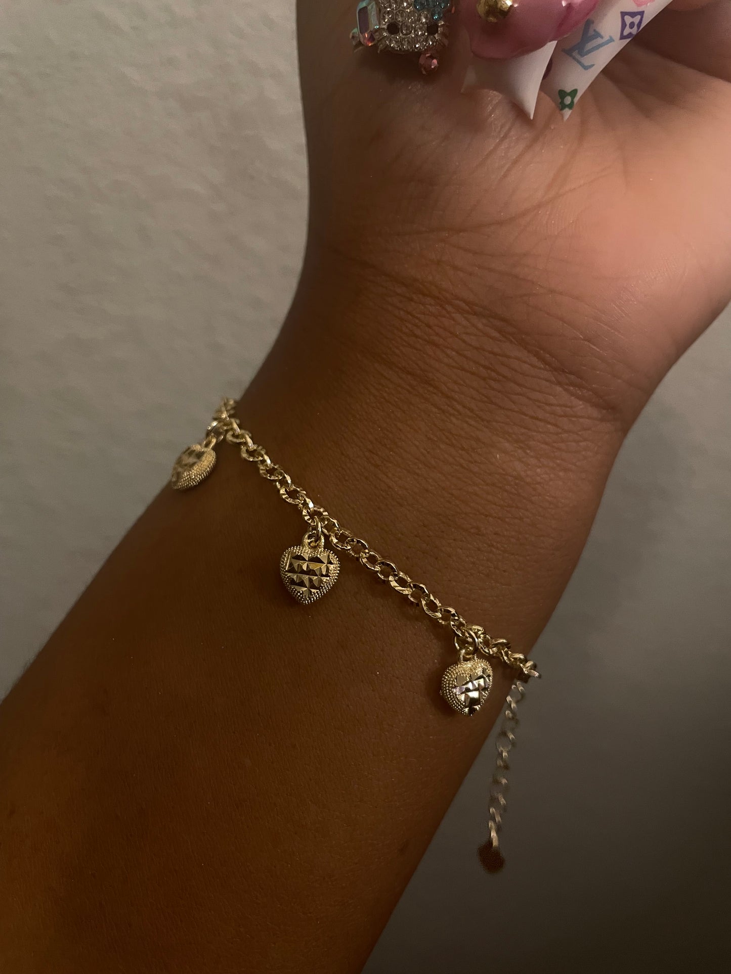 Dangling Heart Bracelet