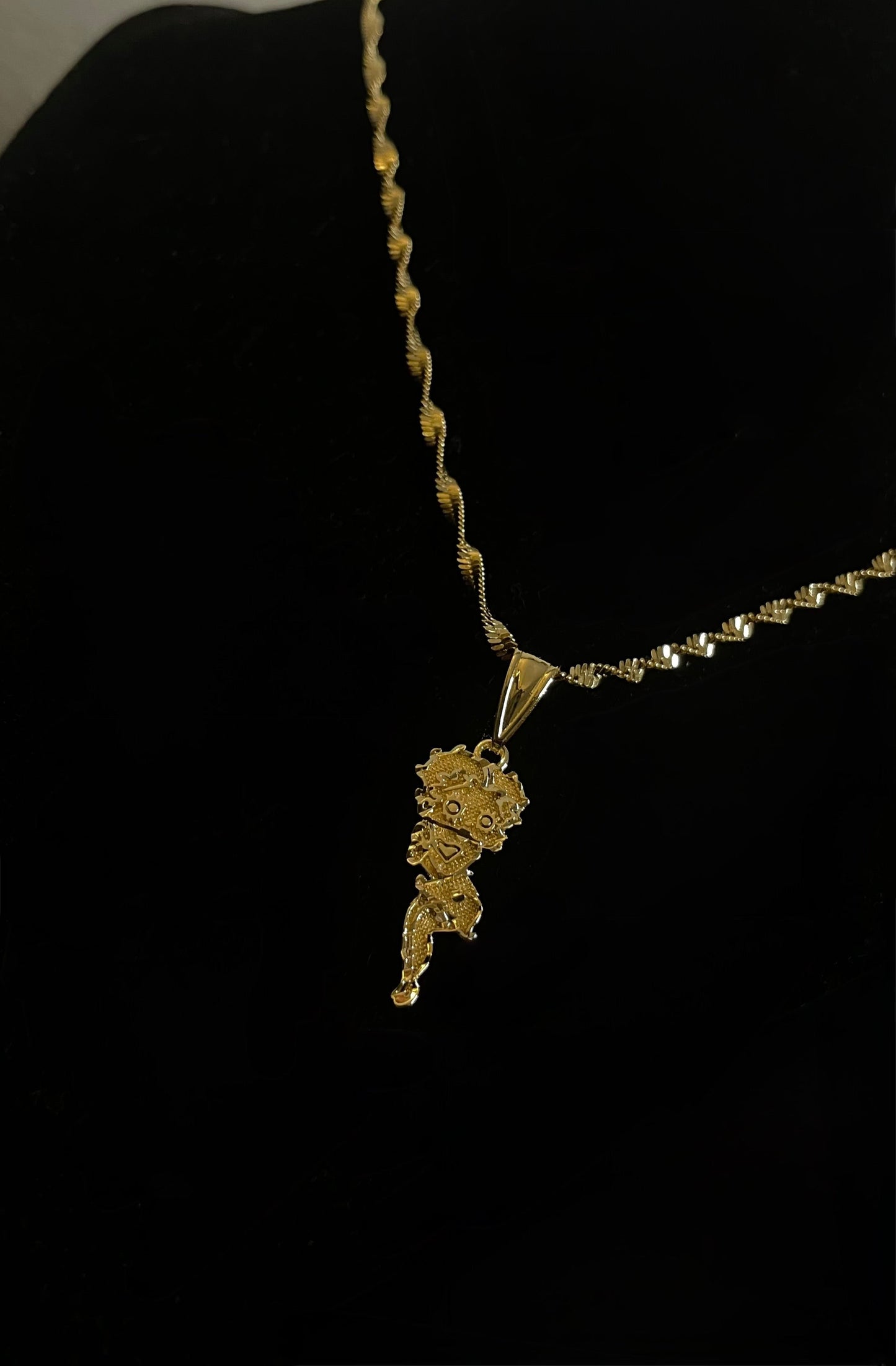 Dainty BB Necklace