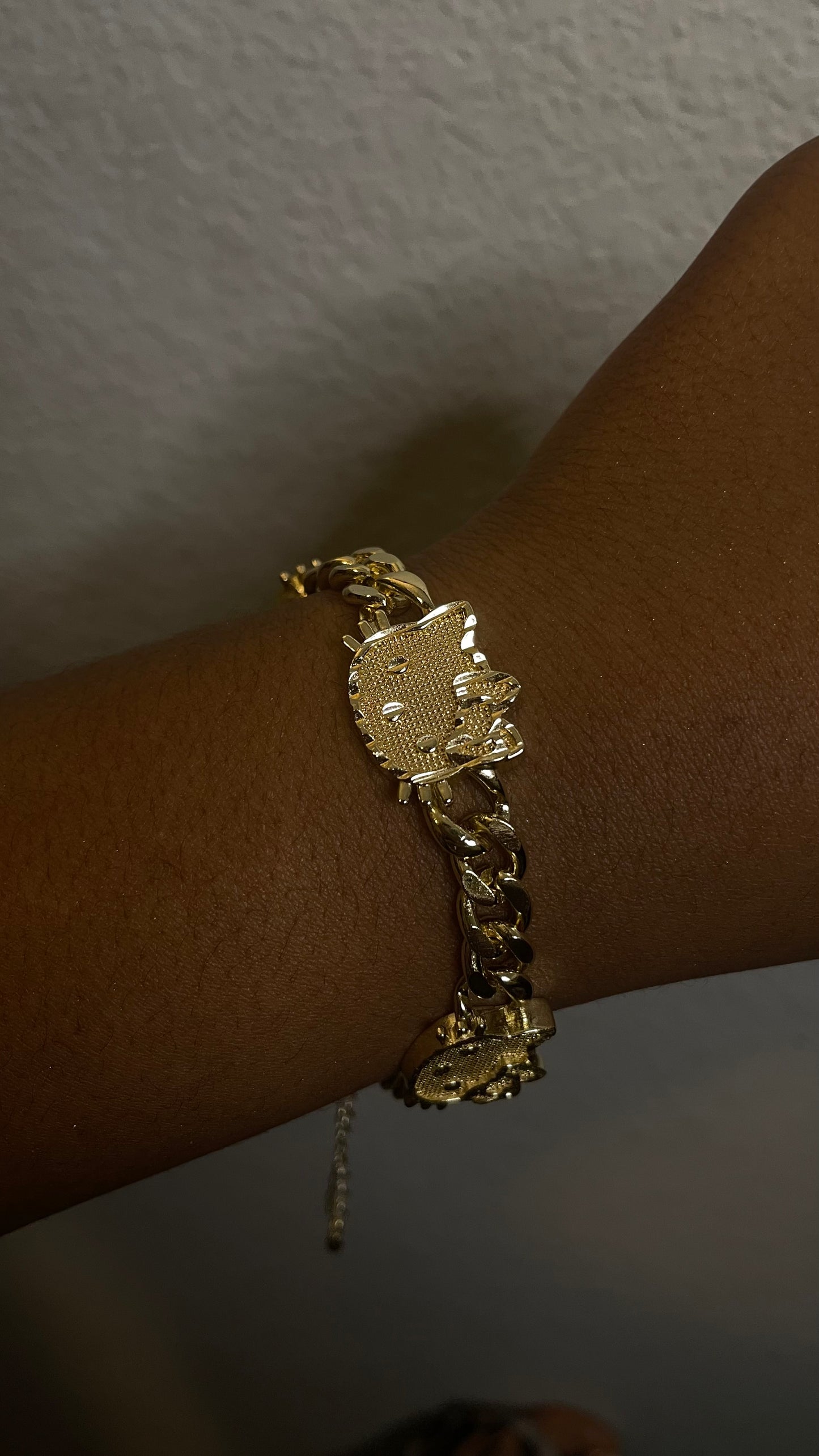 HK Chain Bracelet