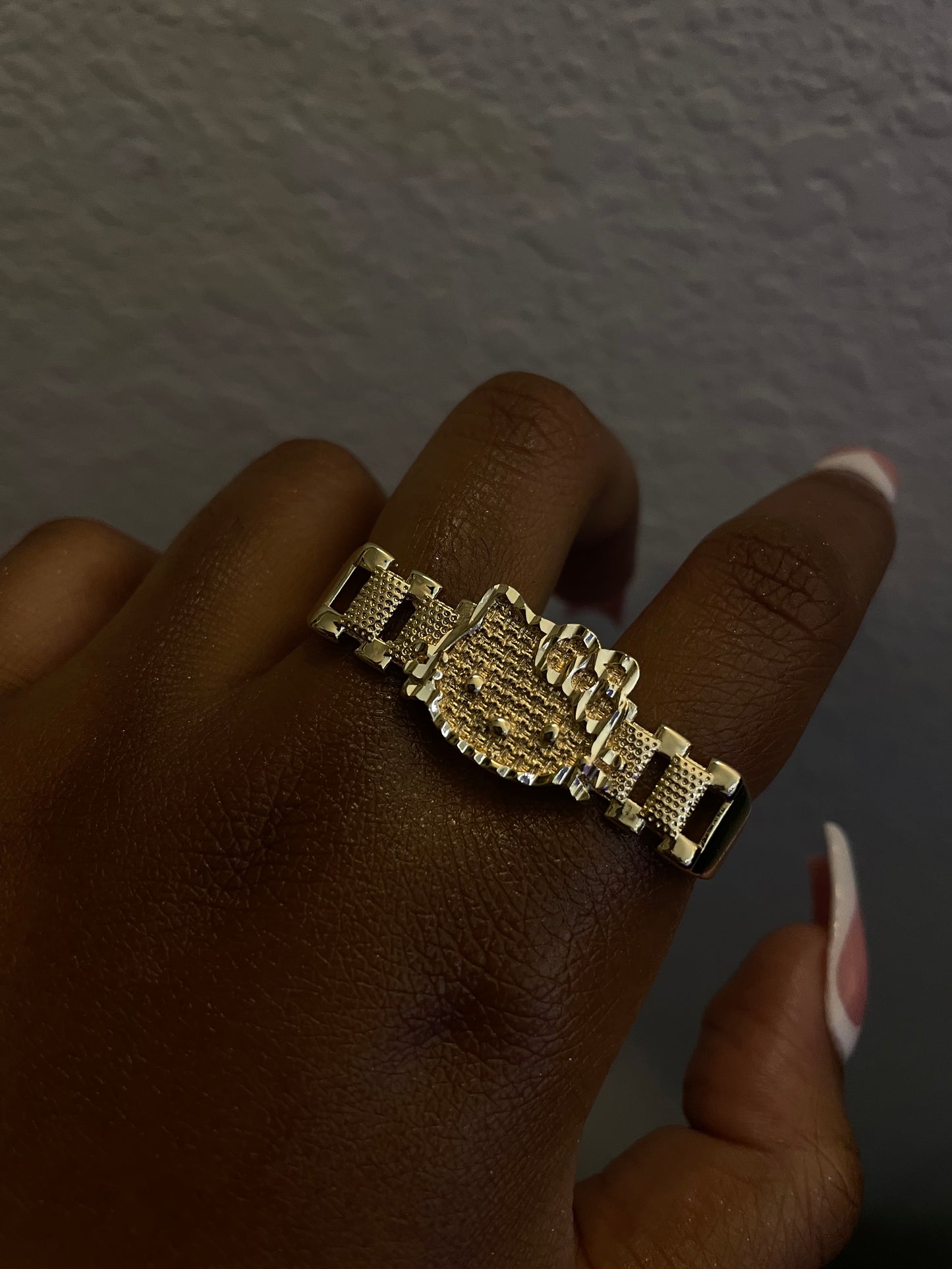 HK Double Finger Ring