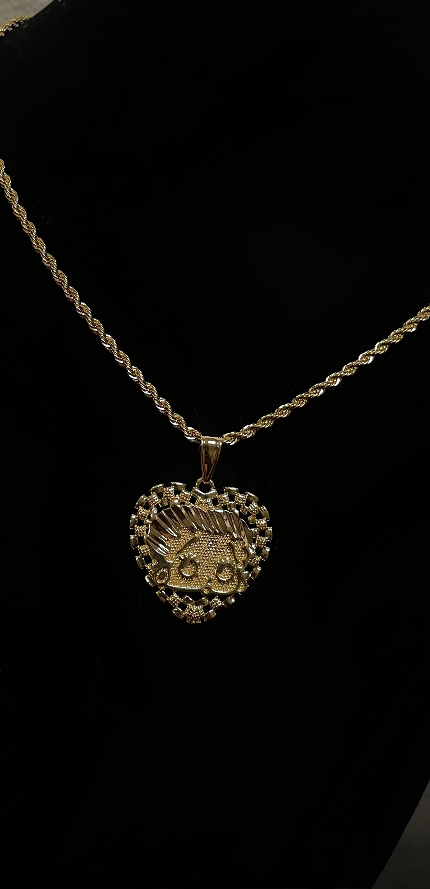 Rollie Heart BB Necklace