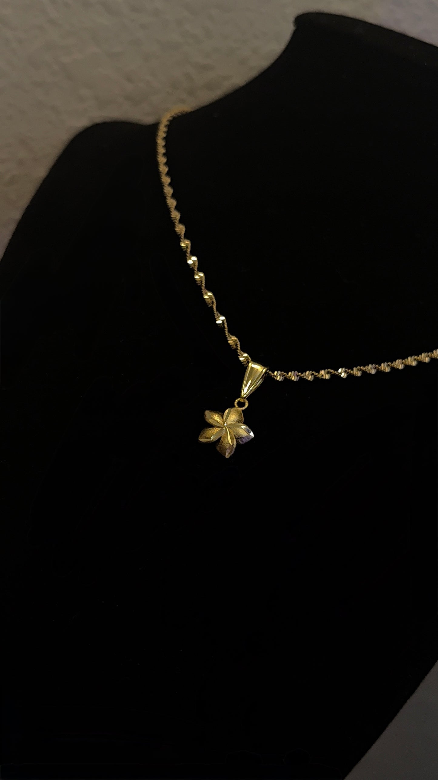 Diamond Cut Flower Necklace
